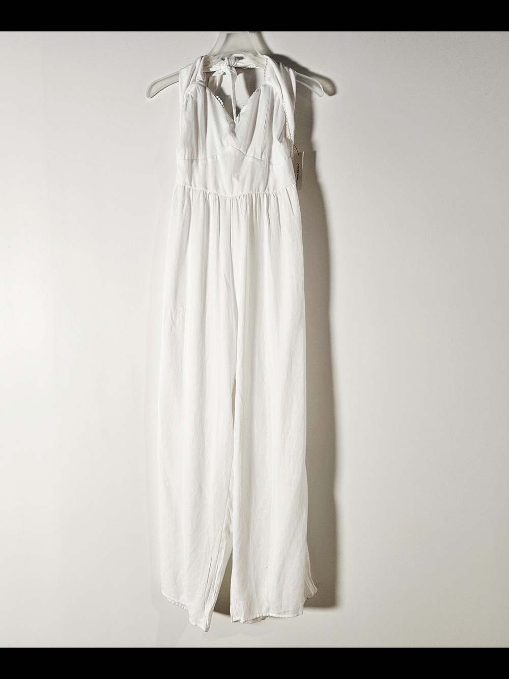 NWT Audrey Parks Francesca's White Halter Wide-Leg Jumpsuit Size Medium